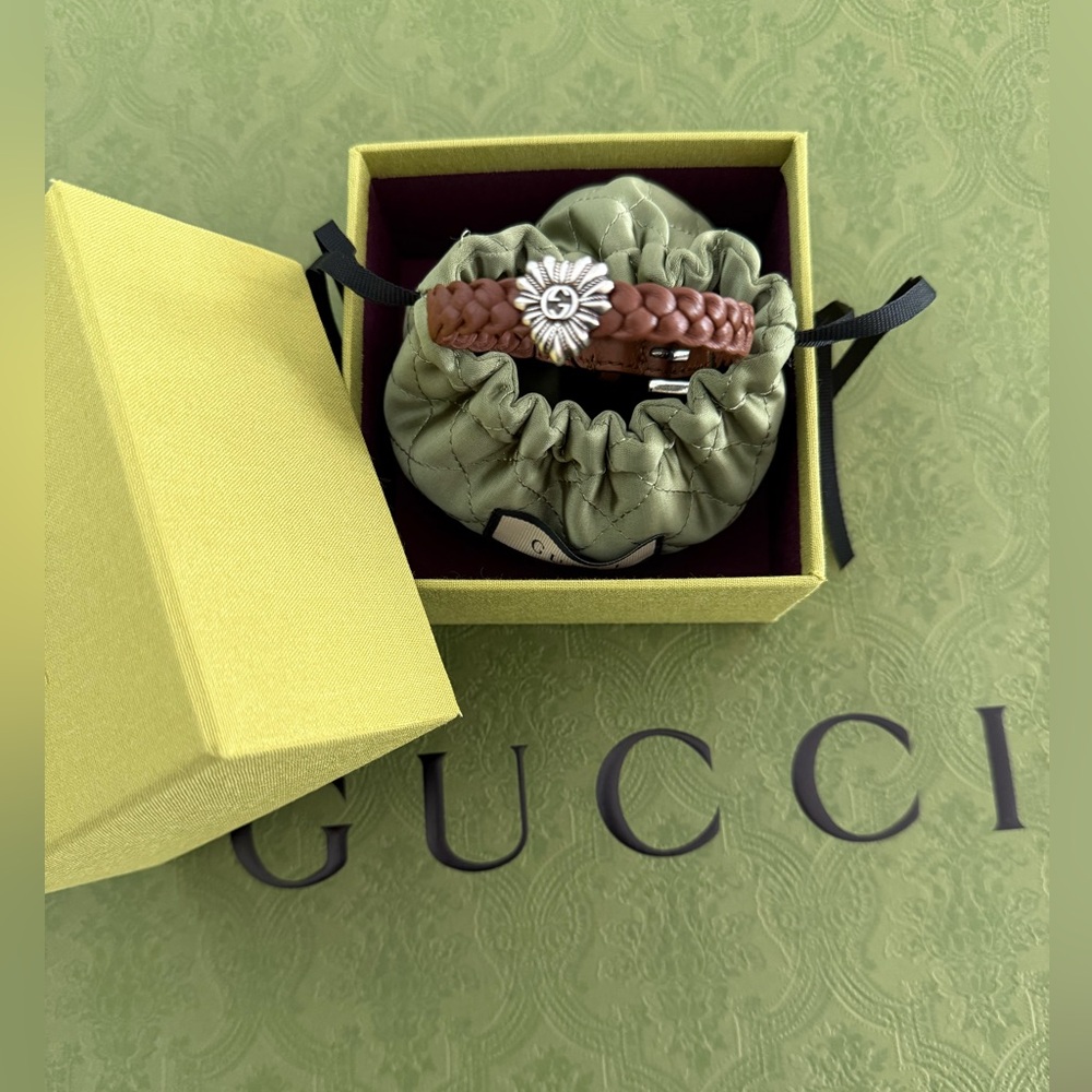 New GUCCI Interlocking G Engraved Love Brown Silver Leather Bracelet💝Uni… - Picture 5 of 15